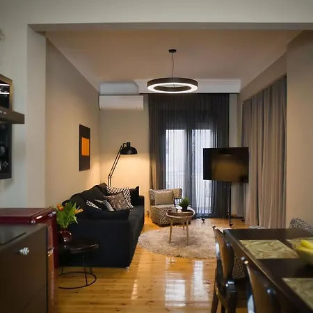 4 Travelers Together Apartment Thessaloniki